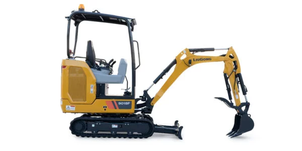 9018F EXCAVATOR - Image 3